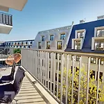 Family House Near The Market Square -Perfect For Family & Business Stays - Ksiecia Witolda Street 500 Steps To Market Square - 2 Bedrooms,2 Parking Places