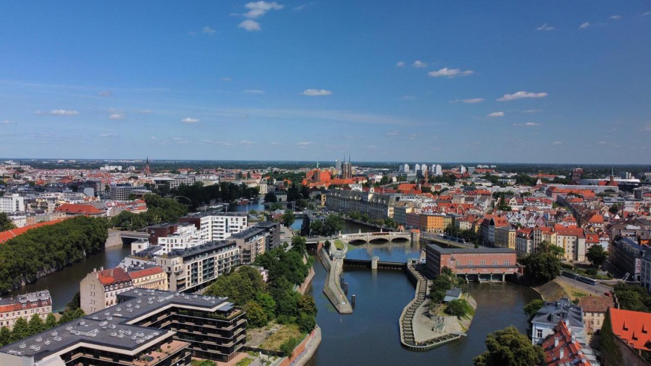 Family House Near The Market Square -perfect For Family & Business - Ksiecia Witolda Street 500 Steps To Market Square - 2 Bedrooms,2 Parking Places Apartment